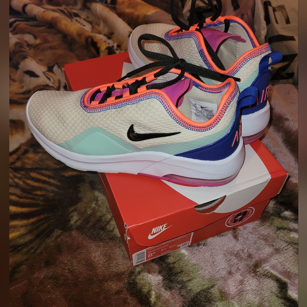 Womens Nike Sneakers